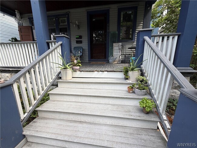 Building Photo - 455 Crescent Ave