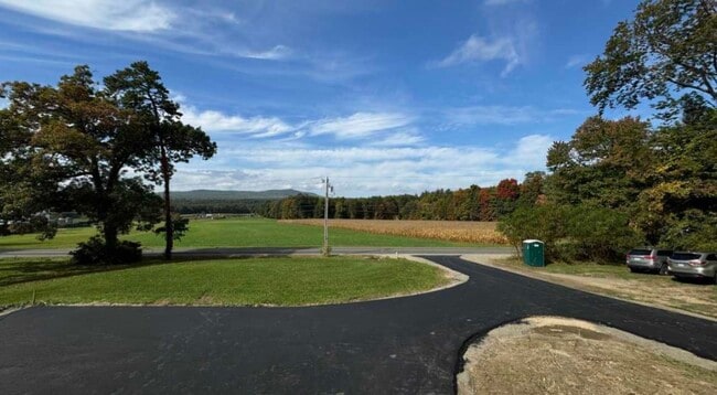 Building Photo - 58 Pleasant St