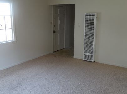 Building Photo - One bedroom walking distances to Broadway Ave