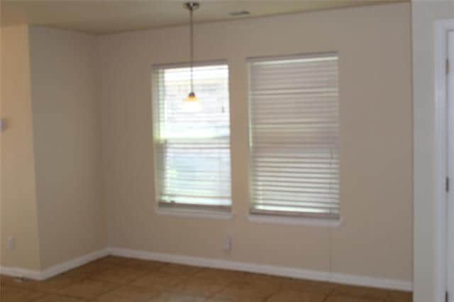 Building Photo - 502 Bellevue Ln