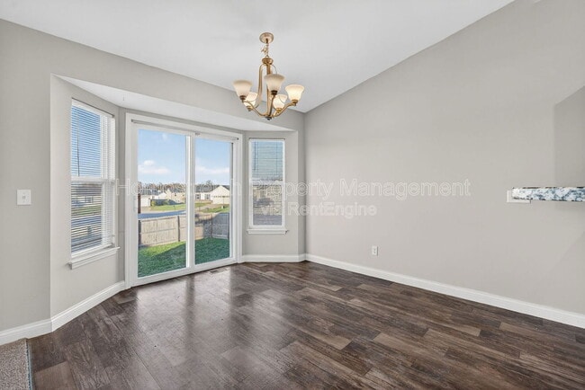 Building Photo - 401 Falcons Prey