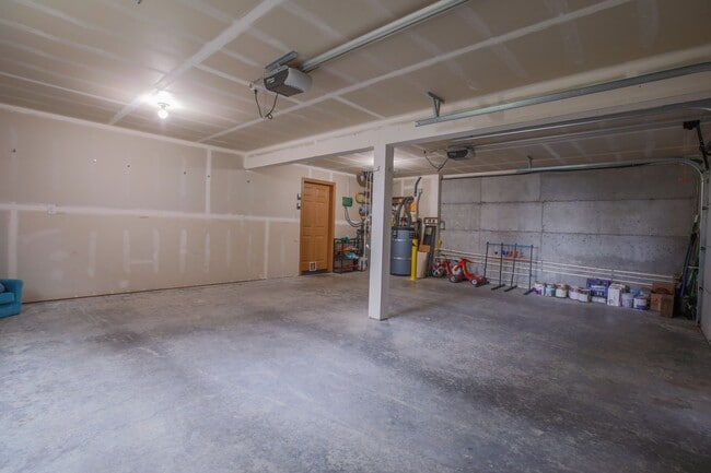 Building Photo - Beautiful Penn Cove View Home Available Now!