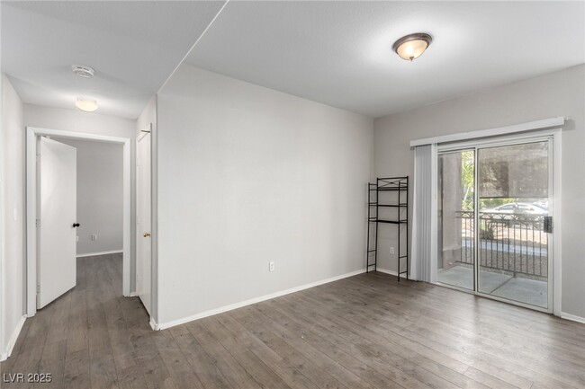 Building Photo - 9050 W Warm Springs Rd