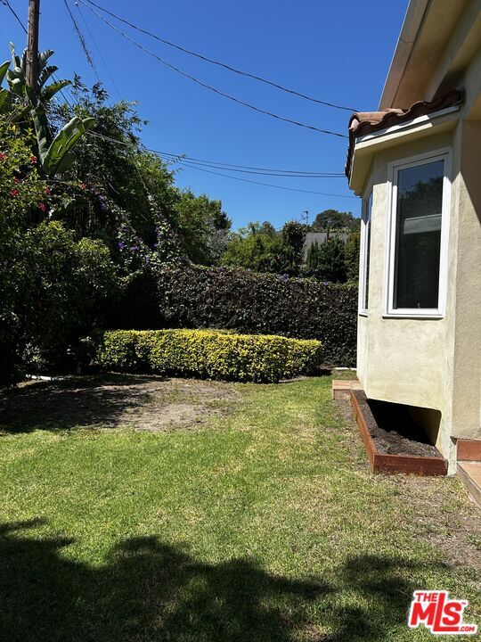 Building Photo - 10515 Oaklawn Rd