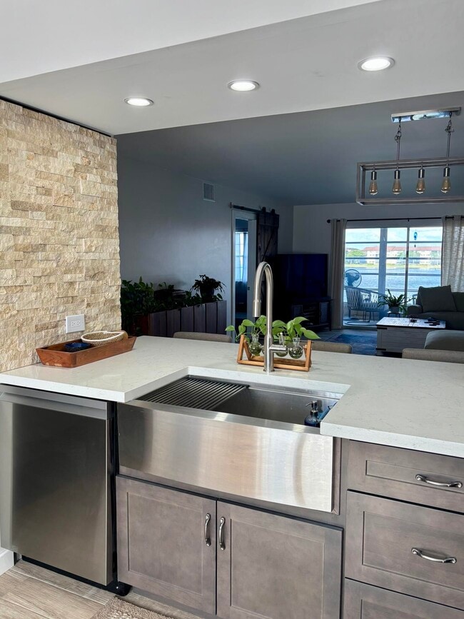 Building Photo - 1501 SW 134th Way