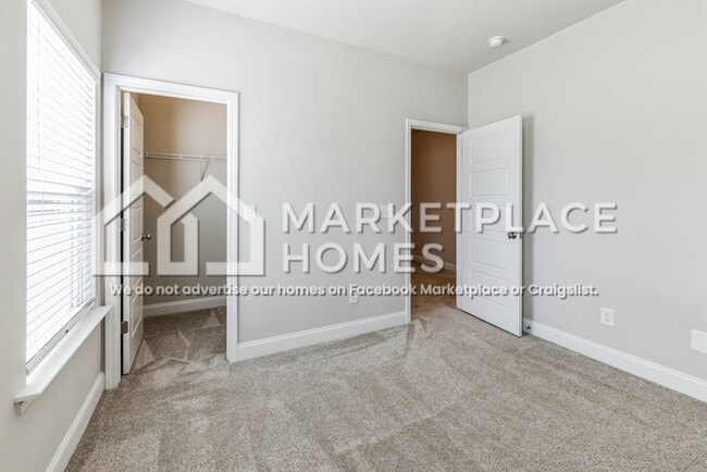 Building Photo - 750 Holderness Ct