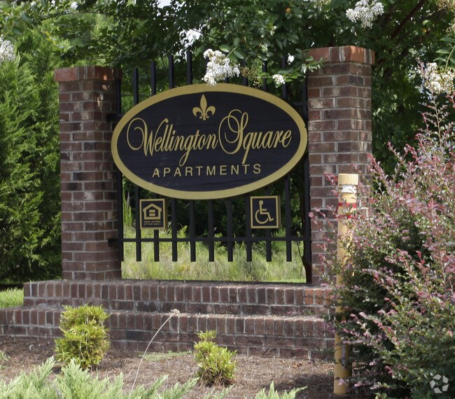 Wellington Square 1246 Wellington Square Dr York SC 29745 Apartment Finder