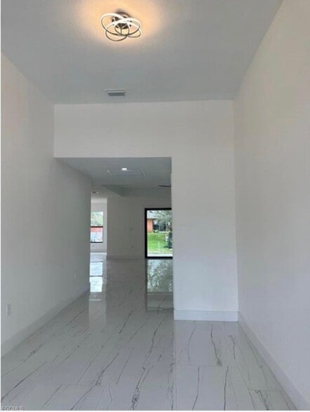 Building Photo - 2803 49th St W