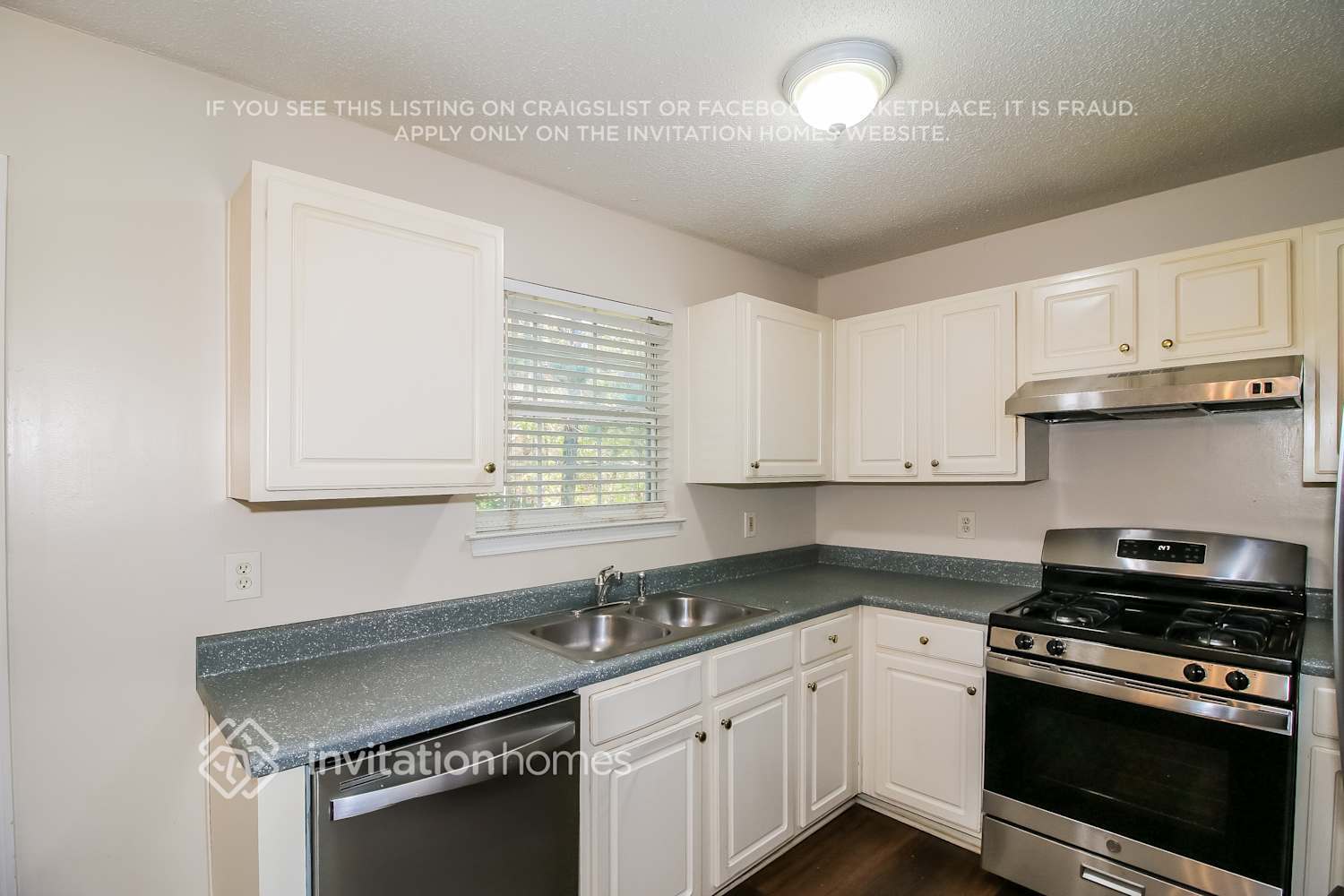 Building Photo - 464 Gresham Dr