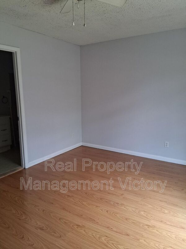 Building Photo - 1757 Tahiti Ln