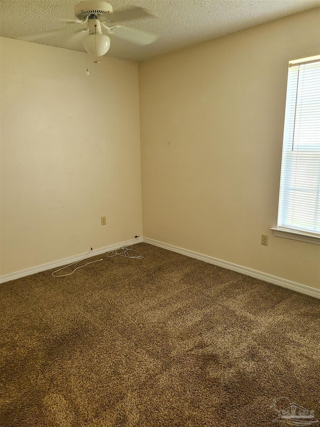 Building Photo - 2248 Sparrow Ln