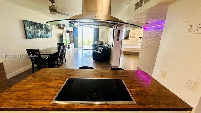 Building Photo - 19390 Collins Ave