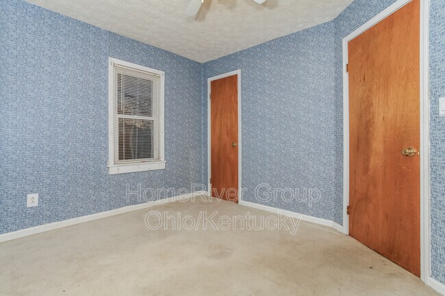 Building Photo - 3418 Vannest Ave