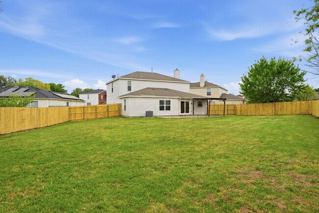 Building Photo - 4101 Cardinal Dr