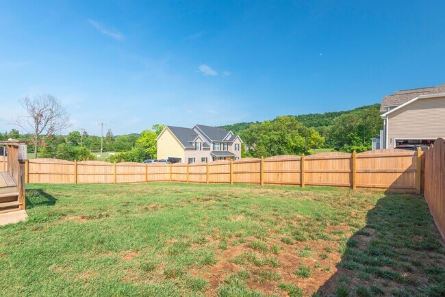 Building Photo - 6964 Holliday Park Ln