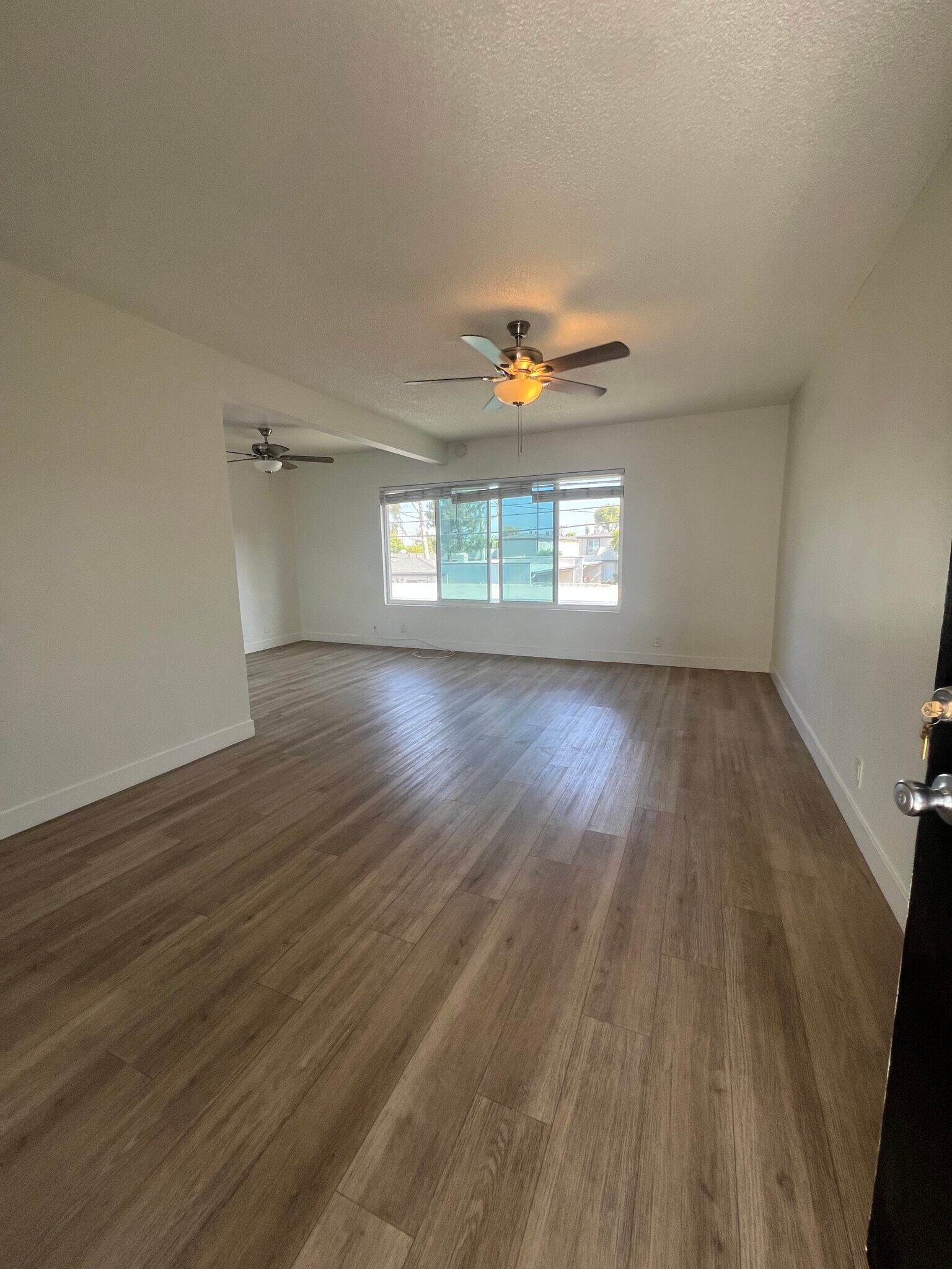 Building Photo - 10761 Palma Vista Ave