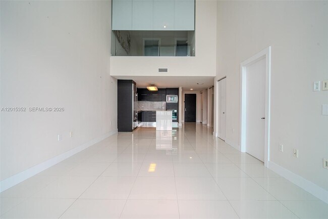 Building Photo - 900 Biscayne Blvd