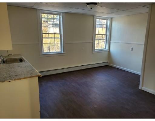 Primary Photo - 115 Summer St