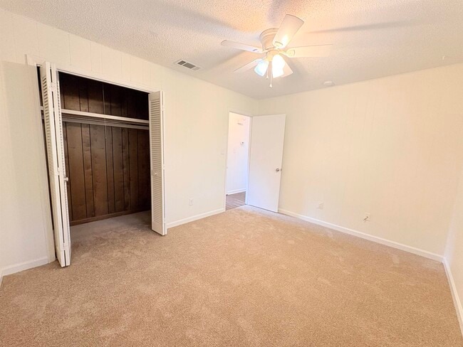 Building Photo - 1543 Coombs Dr