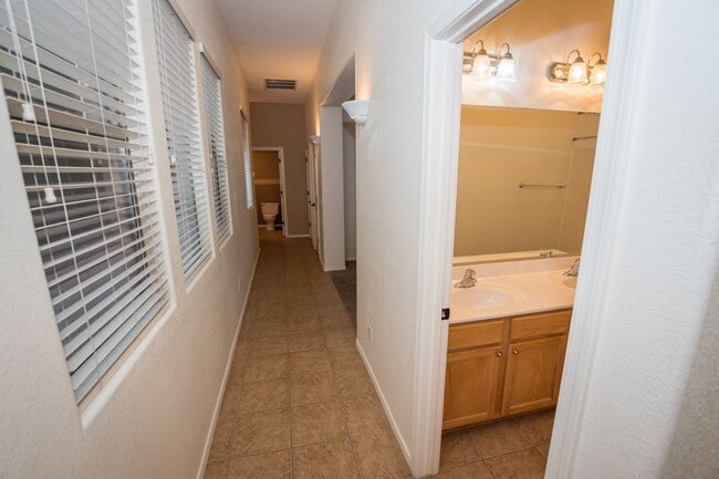 Building Photo - 1604 Laguna Nigel Dr