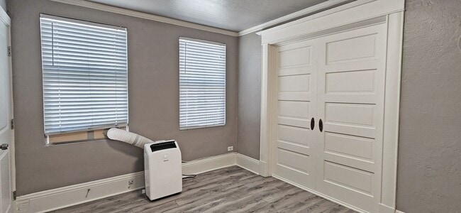 Building Photo - 1514 26th St