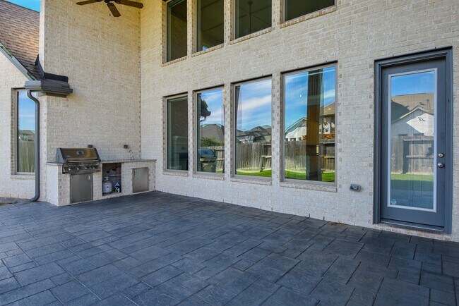 Building Photo - 1802 Mariner Point Ln