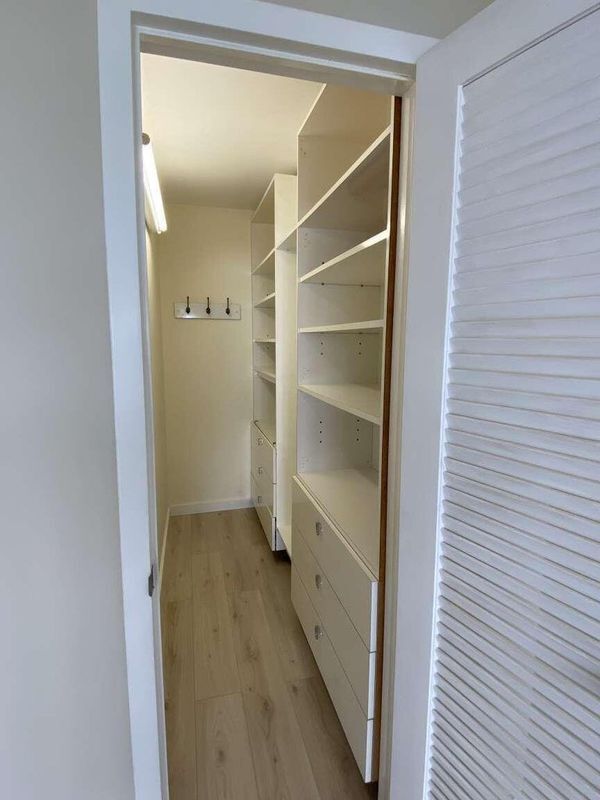 Building Photo - 4048 Exeter C