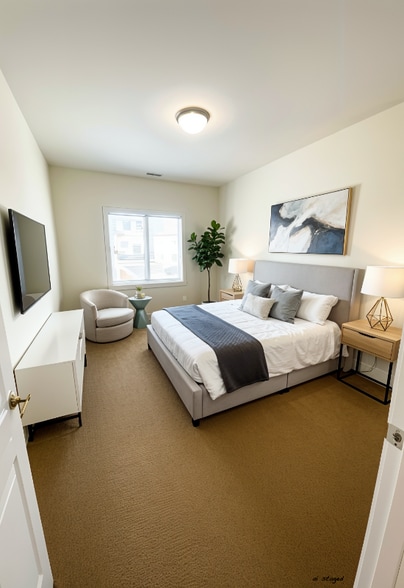 Building Photo - 2800 Aurora Ave