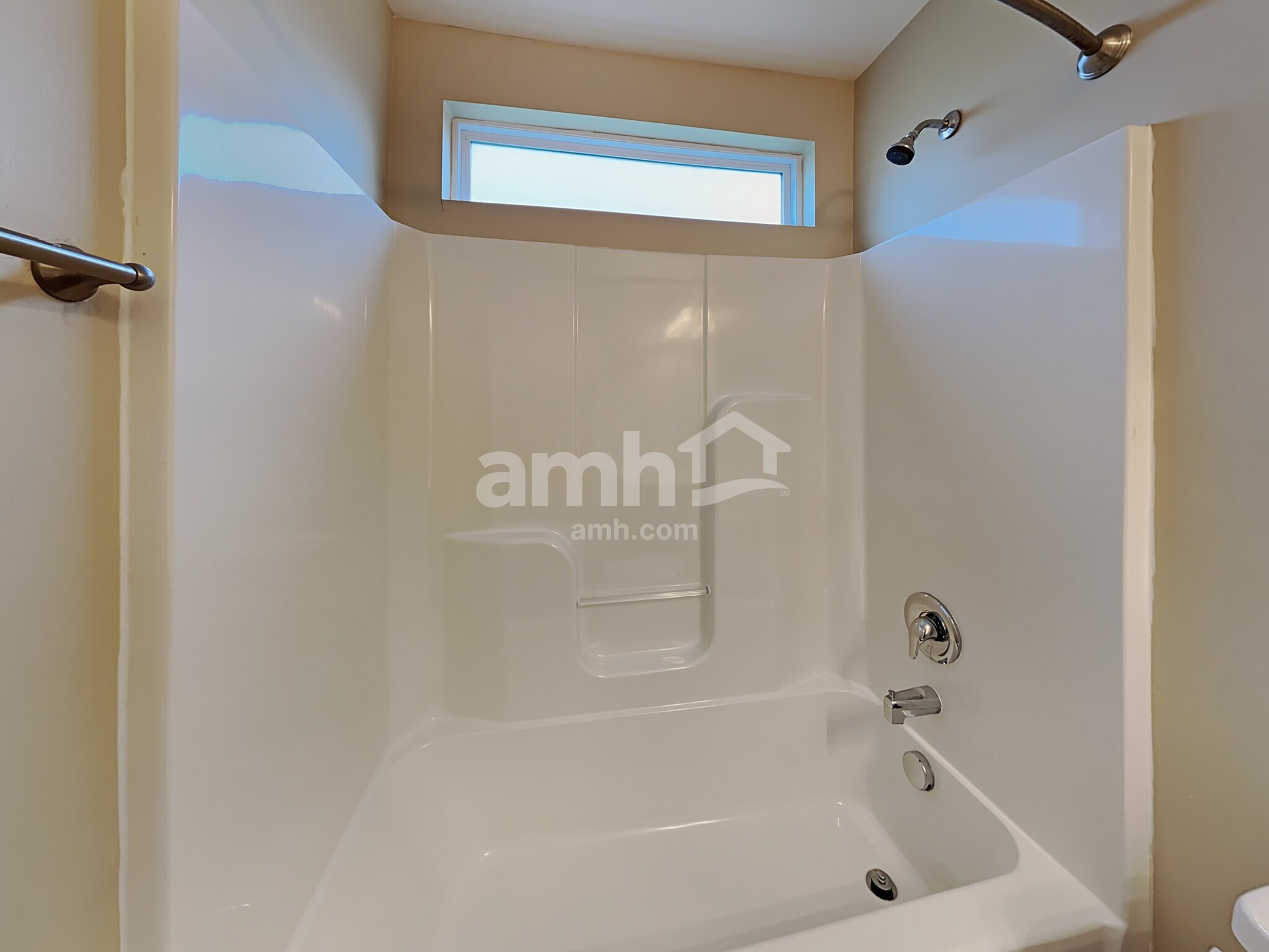 Building Photo - 2087 Longhunter Chase Dr