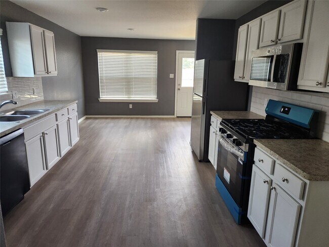 Building Photo - 26611 Wilderye Cv Ln