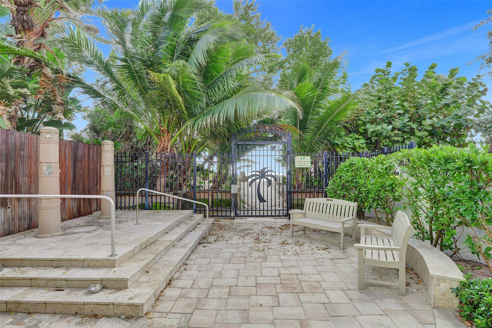 Building Photo - 3406 Robbins Rd