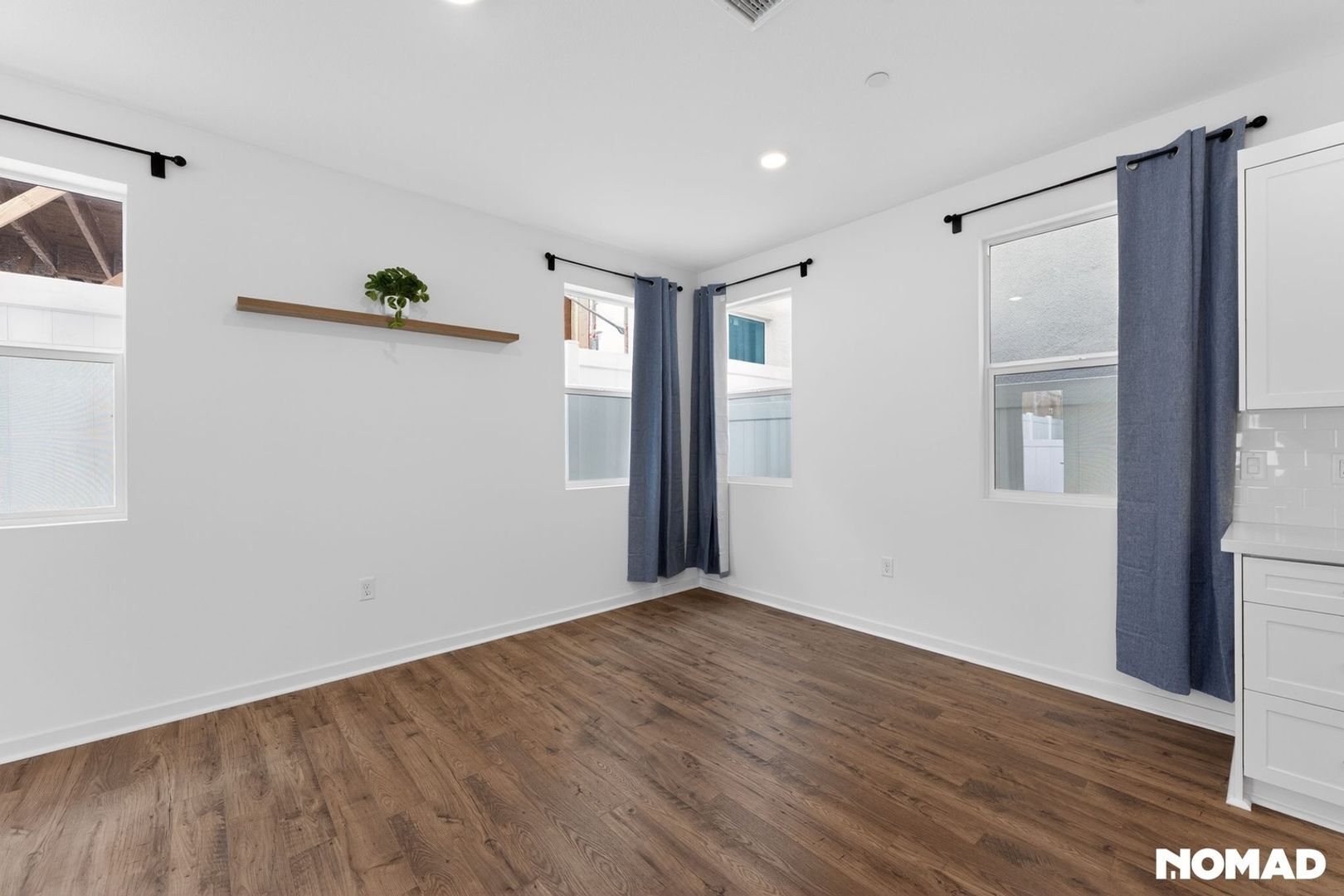 Building Photo - 26648 Jonquil Ave