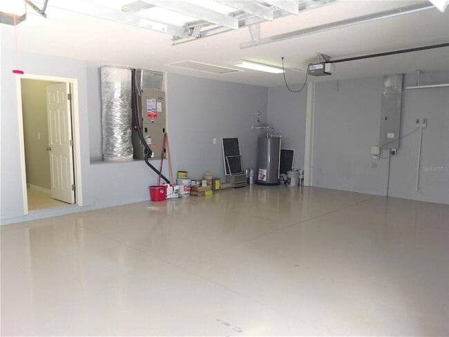 Building Photo - 919 Scherer Way