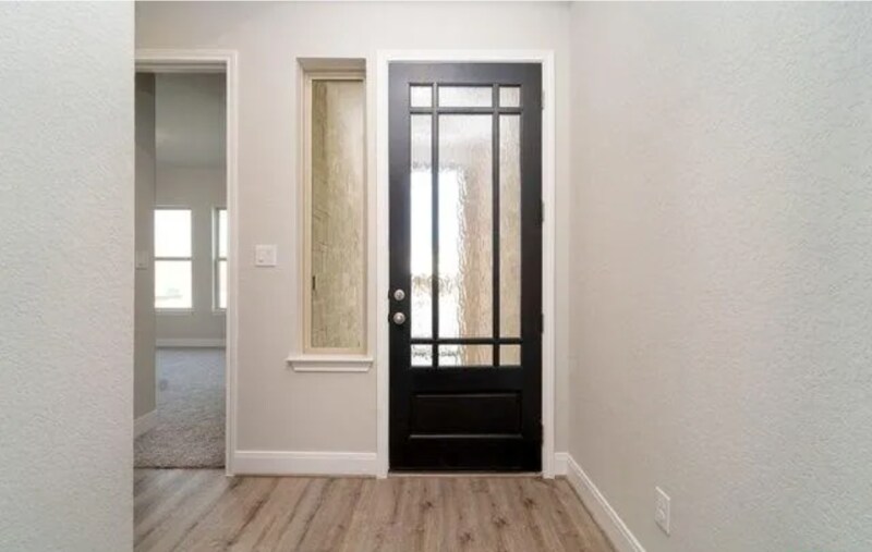 Building Photo - 105 Giverny