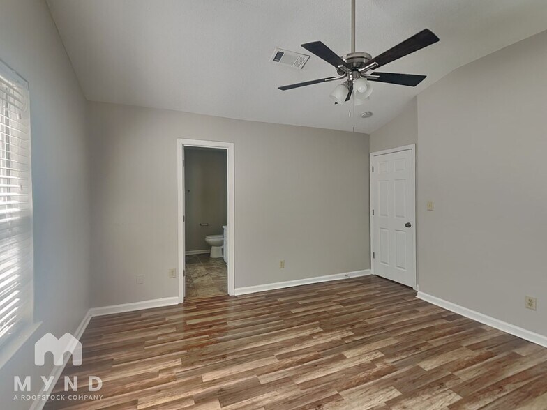 Building Photo - 206 Brandon Ridge Cir