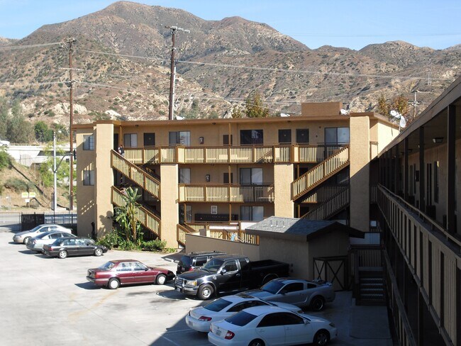 Primary Photo - Foothill Apts