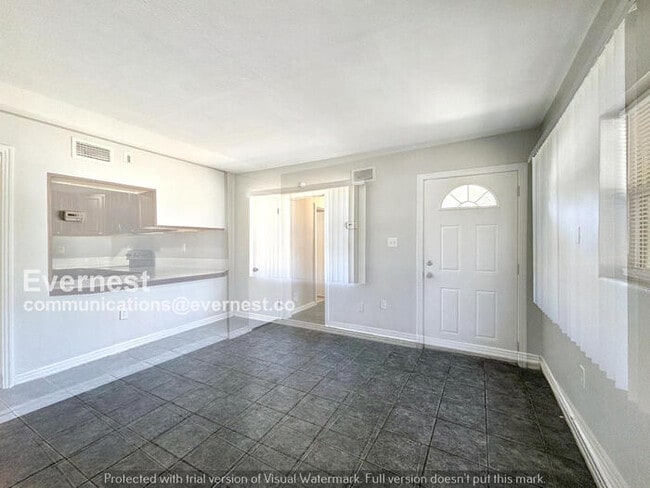 Building Photo - 2005 Adams Ave