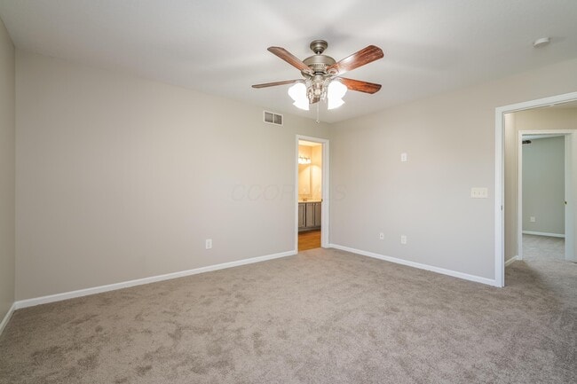 Building Photo - 165 Butternut Pass