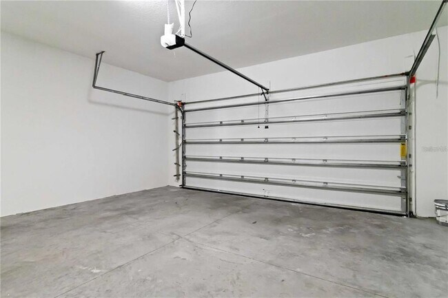 Building Photo - 4344 Jaslo Ave