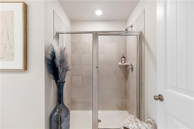 Building Photo - 3642 S Fulton Ave