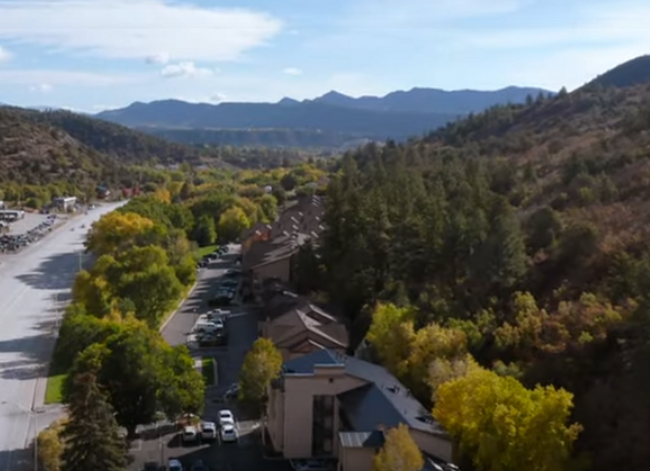 Building Photo - Lightner Creek Town Home Near Twin Buttes