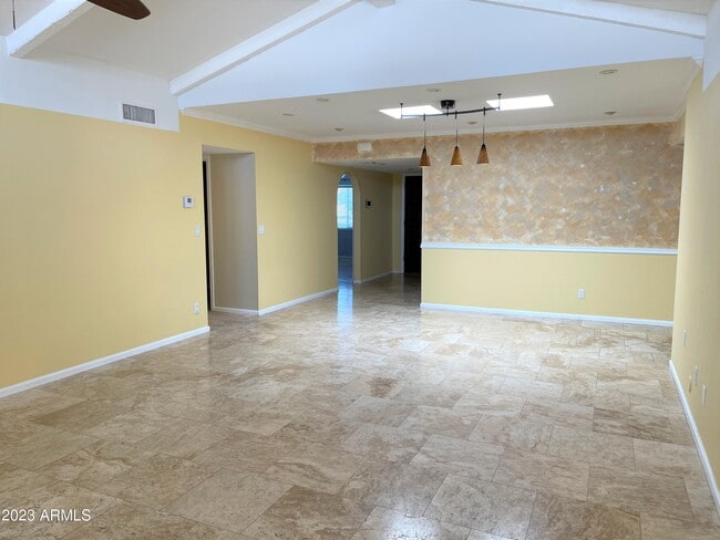 Building Photo - 7611 E Medlock Dr
