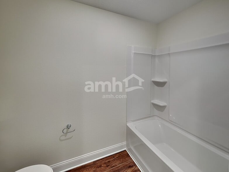 Building Photo - 197 Onate Cir