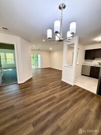 Building Photo - 1238 Waterford Dr