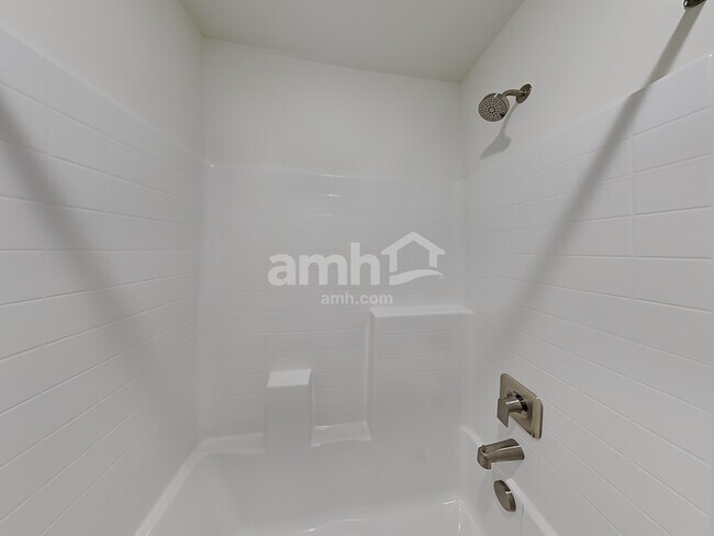 Building Photo - 302 Palazza Reserve Pl