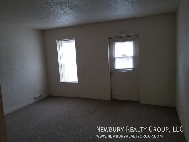 Building Photo - 18 South St