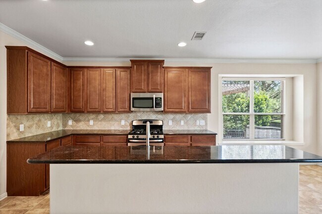 Building Photo - 46 Black Swan Ct
