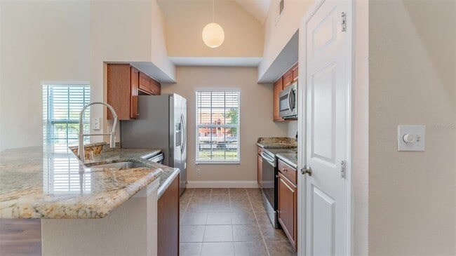 Building Photo - 10568 Windsor Lake Ct