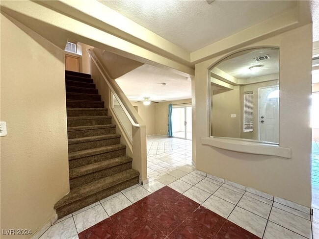 Building Photo - 8492 Canvas Vest Ct