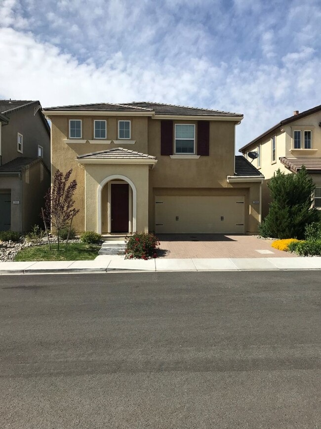 Primary Photo - Beautiful 3 bedroom home available in Sout...